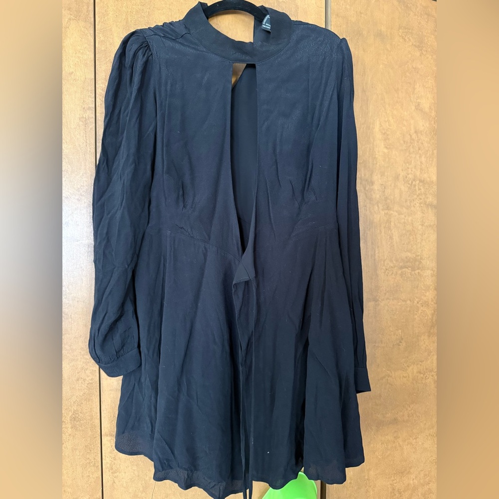 Forever 21 Classic Black Dress